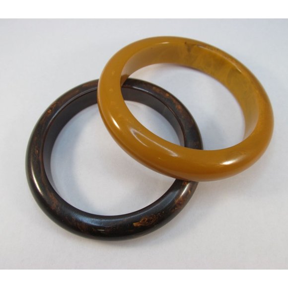 Vintage Butterscotch and Brown Bakelite Bangle Bracelets 2 in Lot - Picture 5 of 12